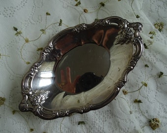 Vintage Silver Trinket Dish, Silver Plated Metal, Ornated Floral, Ovalesque Shaped Dish, Key Drop, Jewelry Holder, Oneida Community Tray