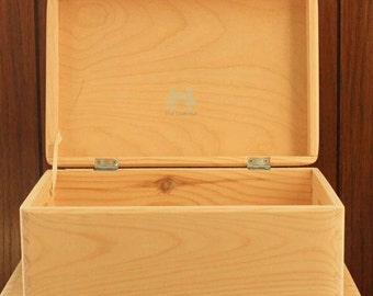 Plain Wooden Box - Storage Box. Wooden chest. Decoupage. Size 30 x 20 x 14cm. With or without handles. Wooden storage. Memory Box. Keepsake.