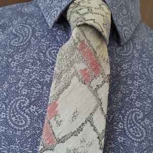 Vintage 80s cotton mix grey skinny novelty tie. Charcoal red and blue abstract motifs tie. Crispy woven grunge funky Necktie cravat new wave
