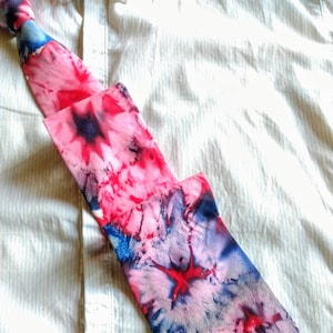 VINTAGE Hand Painted Silk NeckTie tie cravat HAND Work ~Space Dianthus~ pink & blue abstract floral art novelty men women unisex tie. Wow