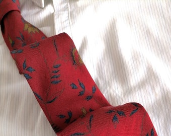 80s Prochownick Red wool skinny tie. Vintage Mens floral wool tie. Abstract wool NeckTie cravat. Prom tie. Ornate tie. Flowers Novelty tie