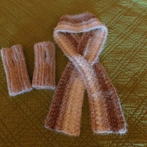 Handmade Montana Sunrise Neck Wrap Scarf & Fingerless Gloves Set Crochet 46&quot; x 4&quot; Wide Coconut Cream Color