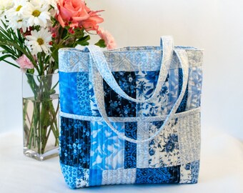 Quilted Tote Bag Quilt Kit with Silver Jubilee Fabric by Maywood Studio.