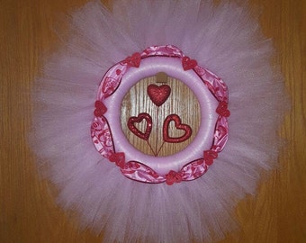 Hearts A-Glitter Valentine's Day Wreath