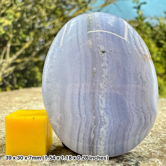 Blue lace agate palm stone discount