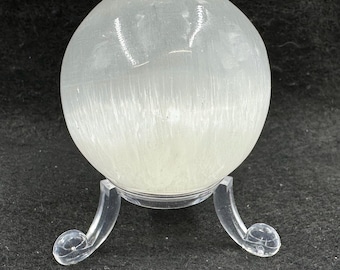 Esfera de selenita: hermosa y poderosa esfera de selenita para la meditación y la energía espiritual.