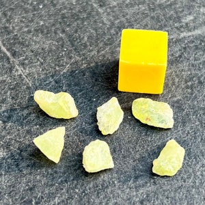 Rough peridot crystal, set of 6 small green gemstones for healing and cleansing