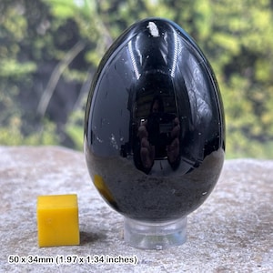 Obsidian mineral egg - balance body, mind & spirit - genuine healing crystal stone