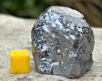Silicon element crystal - conducts electricity, genuine spiritual healing stone certificated