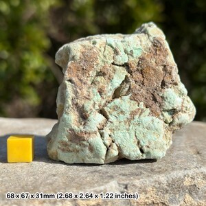 Chrysoprase: chrysoprase crystal - natural stone for heart healing and joy