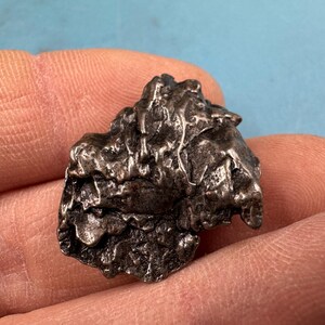 Roca de meteorito espacial real - Campo del Cielo de níquel-hierro - vendedor en el Reino Unido imagen 2