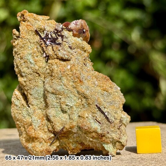 パキスタン産 ルチル 1 鉱物 191グラムのユニークなルチルクォーツ結晶