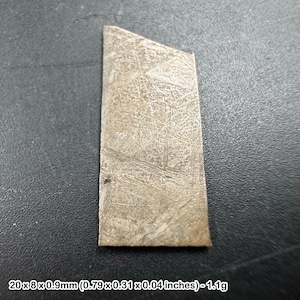 Muonionalusta meteorite slice - swedish space rock with widmanstatten pattern