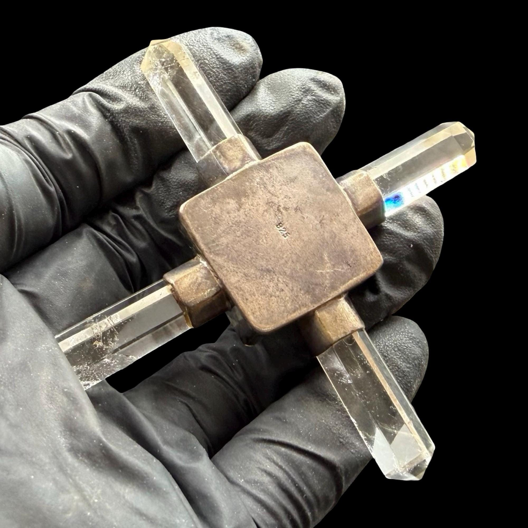 Quartz Crystal Energy Generator Pyramid Points Natural Quartz Mineral ...