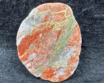 "Lewisian Gneis Kristall ""aus England"" ältestes Gestein natürlicher metamorpher Stein echt schottisches geologisches Sammlerstück mit Verschluss."