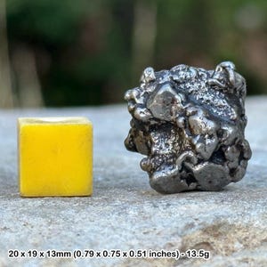 Real space meteorite rock - nickel-iron campo del cielo - uk seller
