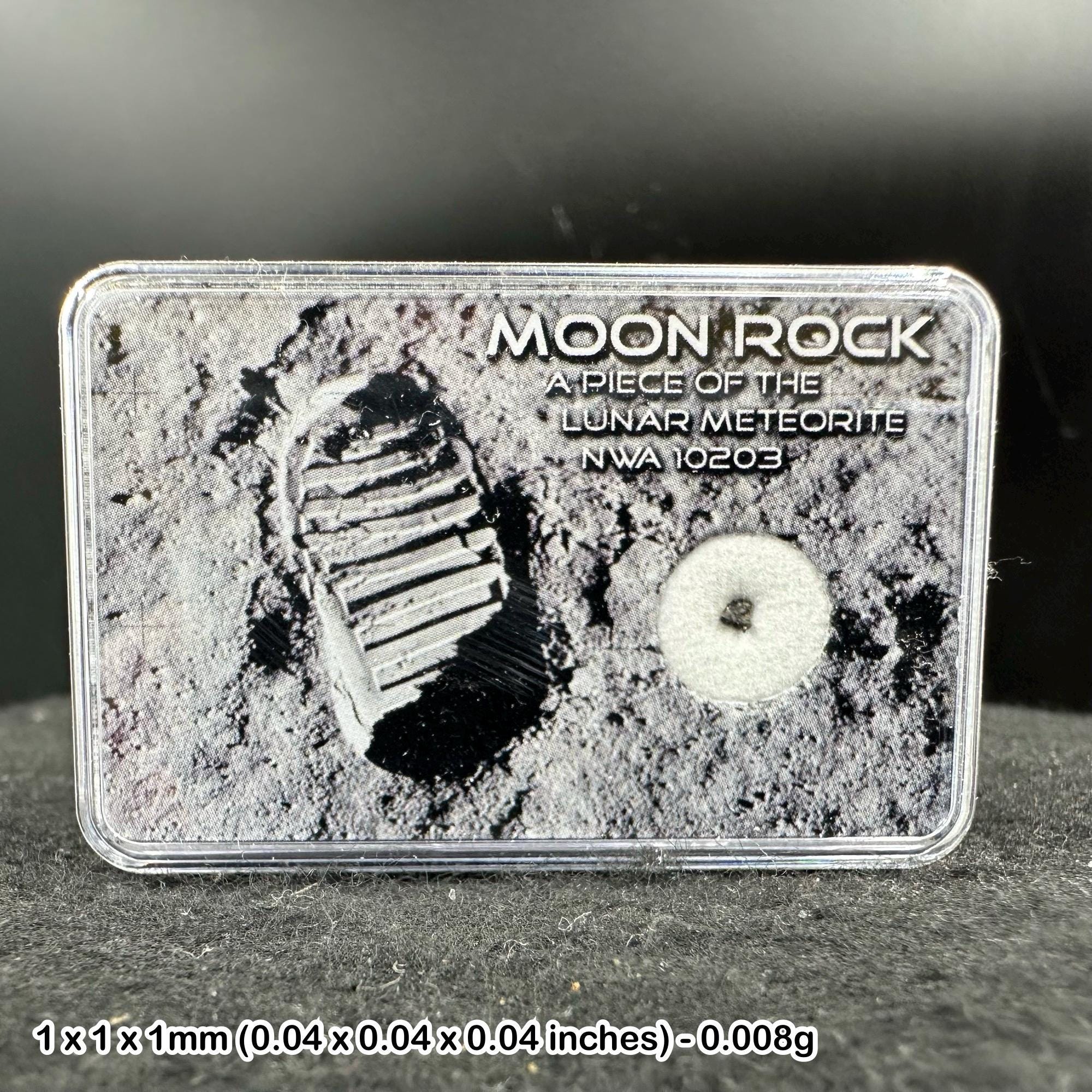 認定された月の石 - 宇宙からの本物の隕石 - Etsy 日本