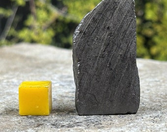 Large graphite crystal - great for collectors and conductivity