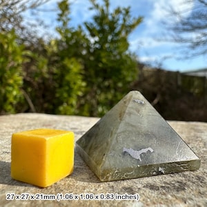 Labradorite pyramid crystal for spiritual healing and intuition