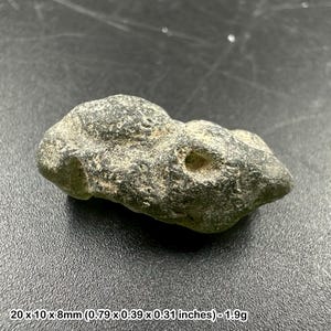 認定された南丹隕石（1516年） - 本物の宇宙岩 - Etsy 日本
