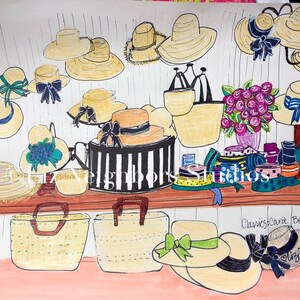 Può includere: Una collezione di cappelli di paglia con nastri e fiocchi di vari colori, esposti su uno scaffale con un cesto di nastri colorati e un cartello che recita "Classics/Carit Beat 'em".