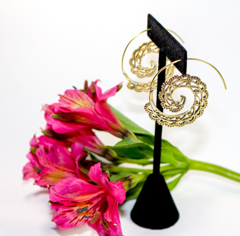 Brass Dot Wave Spiral Earrings