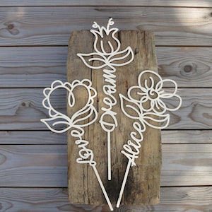 Custom Word Fiore di legno, Daisy Tulip o Heart Stick, infertabile favore in fiore, legno naturale organico segno segno nome floreale tag