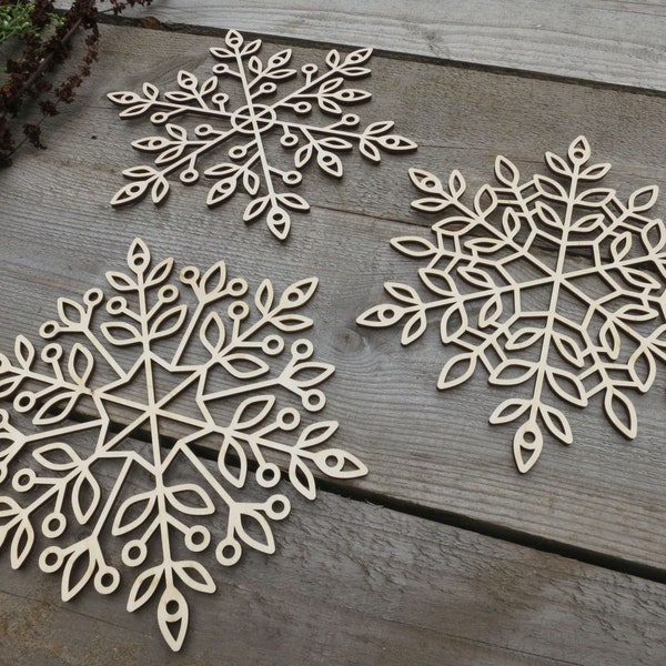 Lace Wooden Snowflakes, filigree wood table ornaments, winter snow flakes, natural ecological centerpiece, wall or window hanging art gift