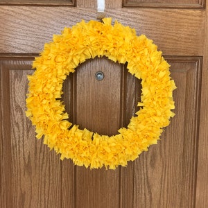 Yellow Fabric Rag Wreath: Cheerful Spring Door Decor (16-Inch) bild 5