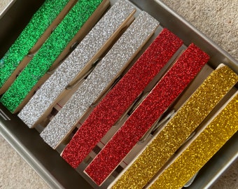 Christmas Clothespins / Holiday Clothespins / Sparkly Clothespins / Xmas Clothespins / Christmas Holiday Clothespins