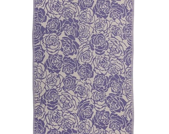 Toalla de playa turca con estampado de rosas moradas, de algodón orgánico, resistente a la arena y de secado rápido.