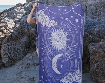 Toalla de playa turca morada, diseño astrológico de sol, luna y estrellas, Peshtemal de algodón orgánico resistente a la arena.