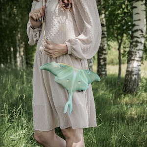 Luna Moth Bag - Bolso bandolera - Bolso hecho a mano