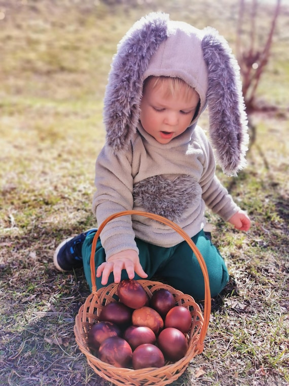 Felpa con cappuccio in pile fatta a mano da coniglio: costume - Main Image