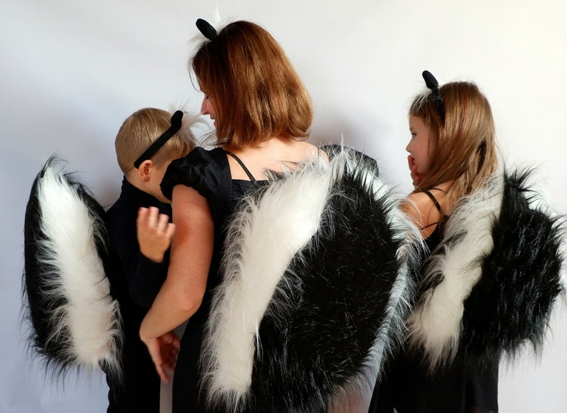 Skunk tail / Skunk costume / skunk dress up / kids skunk | Etsy