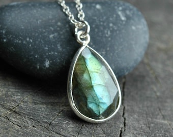 Labradorite necklace sterling silver, Blue green labradorite pendant, Labradorite jewelry Small gemstone, Unique Valentines gifts for her
