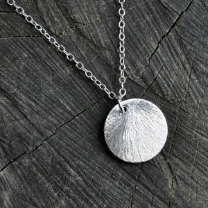 Full moon disc necklace, sterling silver, brushed disc pendant necklace, womens layering necklace, Minimalist jewelry, best gift for her zdjęcie 4