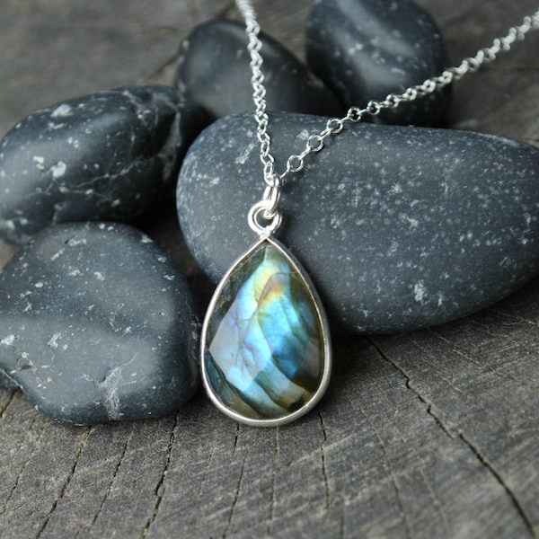 Labradorite necklace, Teardrop sterling silver gemstone necklace, blue green flash labradorite pendant, labradorite jewelry, gift for women