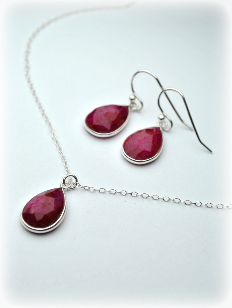 Boucles d'oreilles en rubis véritable en argent sterling 925 Boucles d'oreilles en pierre rouge en forme de larme Bijoux Ruby pour femme Cadeau bijoux avec pierre de naissance de juillet pour elle image 3