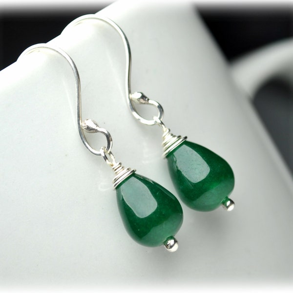 Green Jade Earrings Sterling Silver Small Green Drop Earrings Simple Dangle Earrings for Everyday Wear Jade Handmade Jewelry Gift for Women