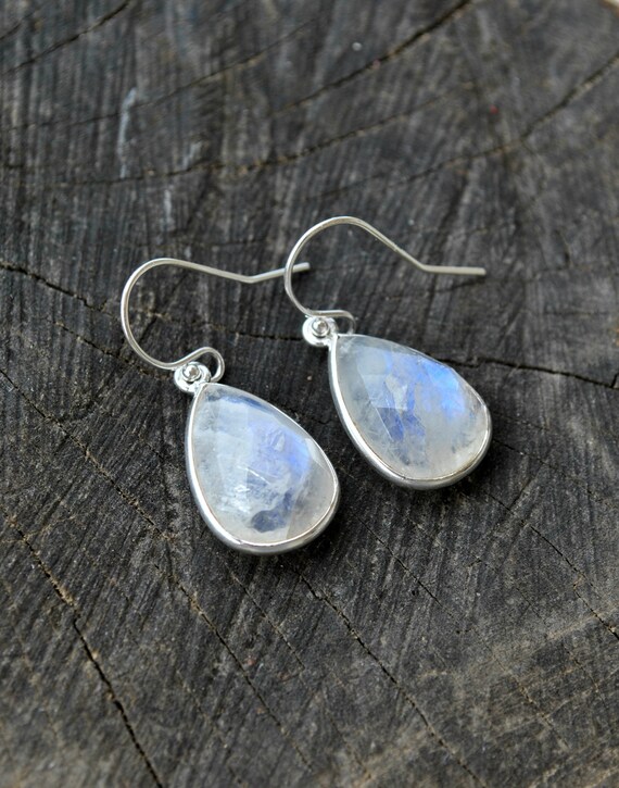Gift For Her Silver Earring Stud Earring Silver Studs Rainbow Moonstone Earrings in 925 Sterling Silver Birthstone Earring Gemstone