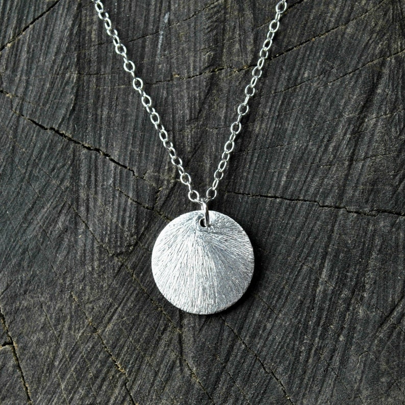 Full moon disc necklace, sterling silver, brushed disc pendant necklace, womens layering necklace, Minimalist jewelry, best gift for her zdjęcie 3