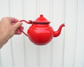 Vintage teapot 0.7 L Small red enamel teapot Enamel kettle Red teapot Collectible teapot Vintage enamelware Kitchen decoration
