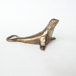 Opener sea calf Vintage bottle opener sea calf Massive bottle cap opener Solid metal beer opener seal Bar Accessories Animal Bottle Opener