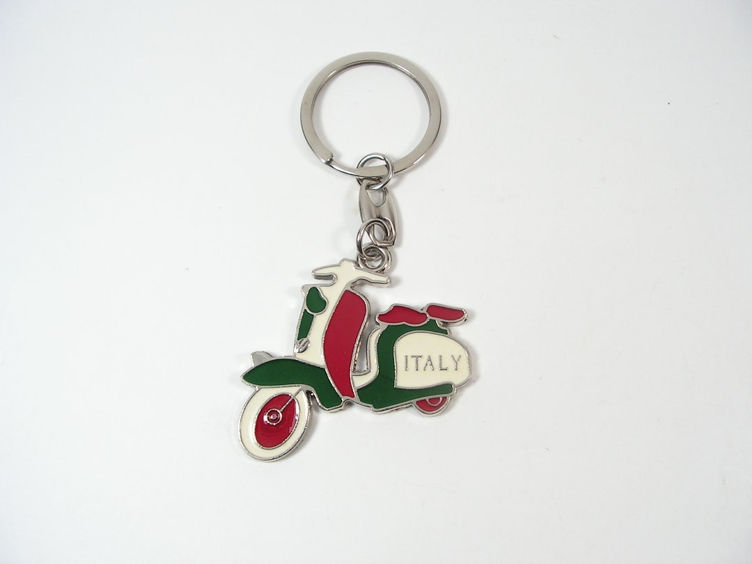 Keychain VESPA, Vintage Metal Enamel Keychain Italy, Metal Key Ring