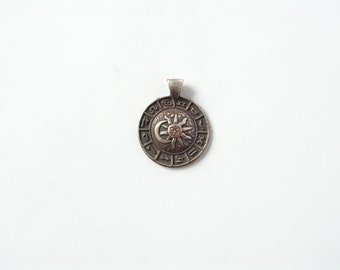 Colgante de metal con signo zodiacal vintage, amuleto religioso de regalo
