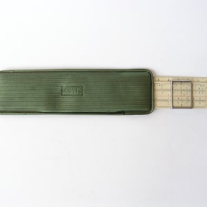 Mała linijka logarytmiczna COSID Linijka kieszonkowa wsuwana Linijka retro zielona obudowa Stare narzędzie pomiarowe Linijka inżynierska Prezent dla niego Wystrój biura