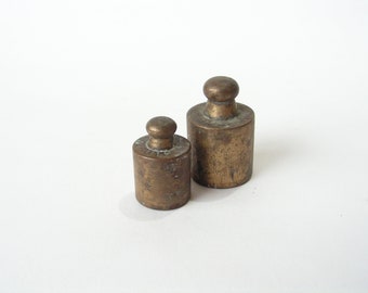 Vintage weights 50, 100 grams, Set of 2 Weights scale balance, Antique marked weights patina, Brass weight scale balance, Marked masses