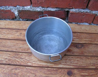 Vintage Aluminum Bowl with Handles Army Plate Old Metal Bowl Metal Planter Aluminium Jam Pan Primitive Kitchenware Planter Aluminium