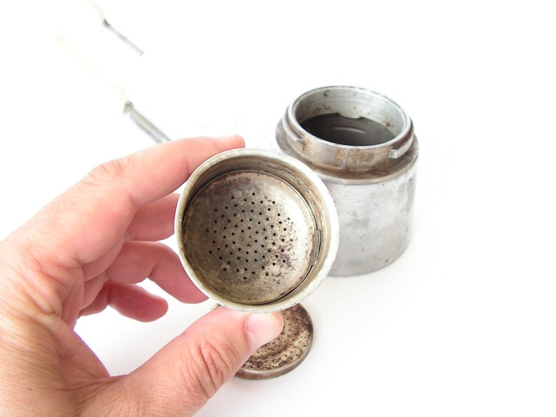 Rzadki zabytkowy ekspres do kawy Stary turystyczny ekspres do kawy Mały aluminiowy ekspres do kawy kempingowy Ekspres do kawy Espresso Wystrój rustykalnej kuchni zdjęcie 6